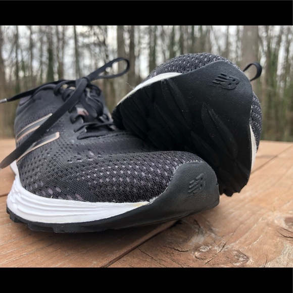 New Balance Fresh Foam Arishi V2 Running Shoes - Picture 7 of 8